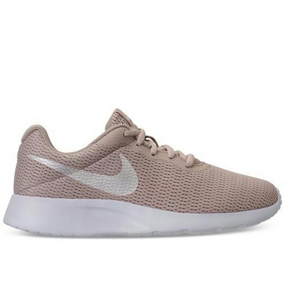 Nike Women's Tanjun Particle Rose Running Sneakers size 6.5 - Picture 1 of 7